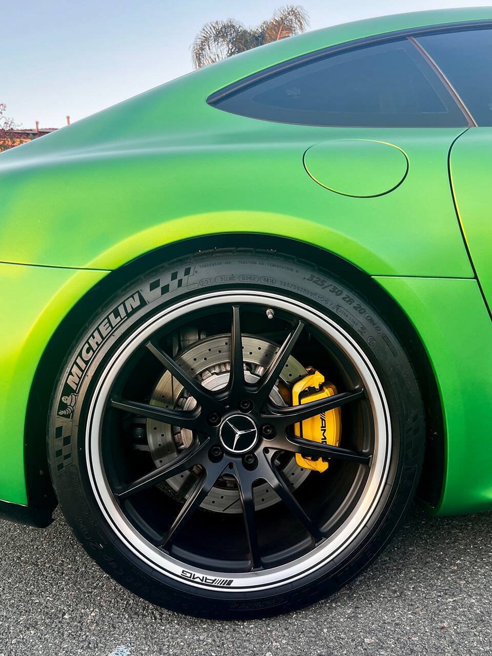 Used 2020 Mercedes-Benz AMG GT R image 18