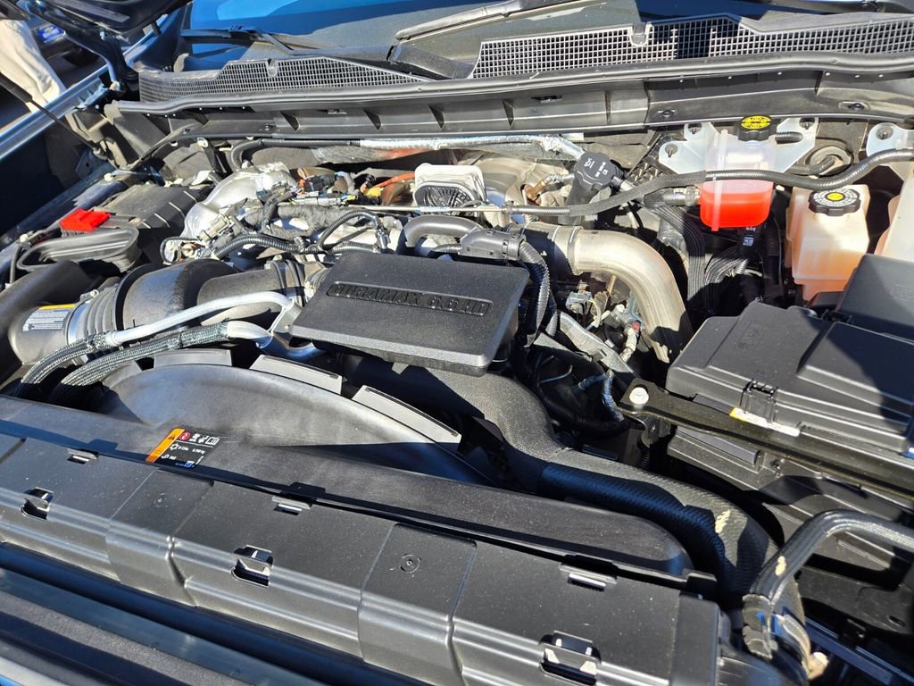 Used 2025 Chevrolet Silverado 3500 High Country w/ High Country Premium Package AWD/4WD image 16