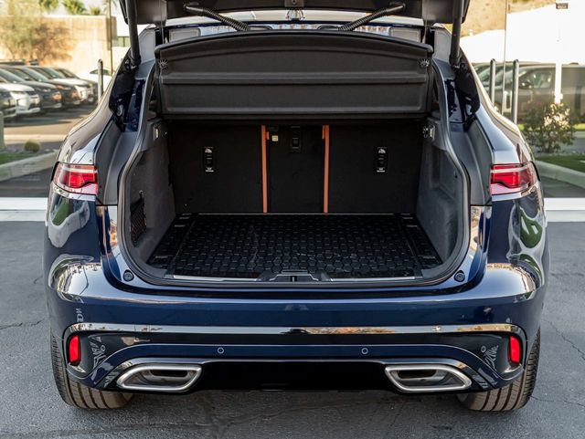 New 2026 Jaguar F-PACE R-Dynamic S AWD/4WD image 22