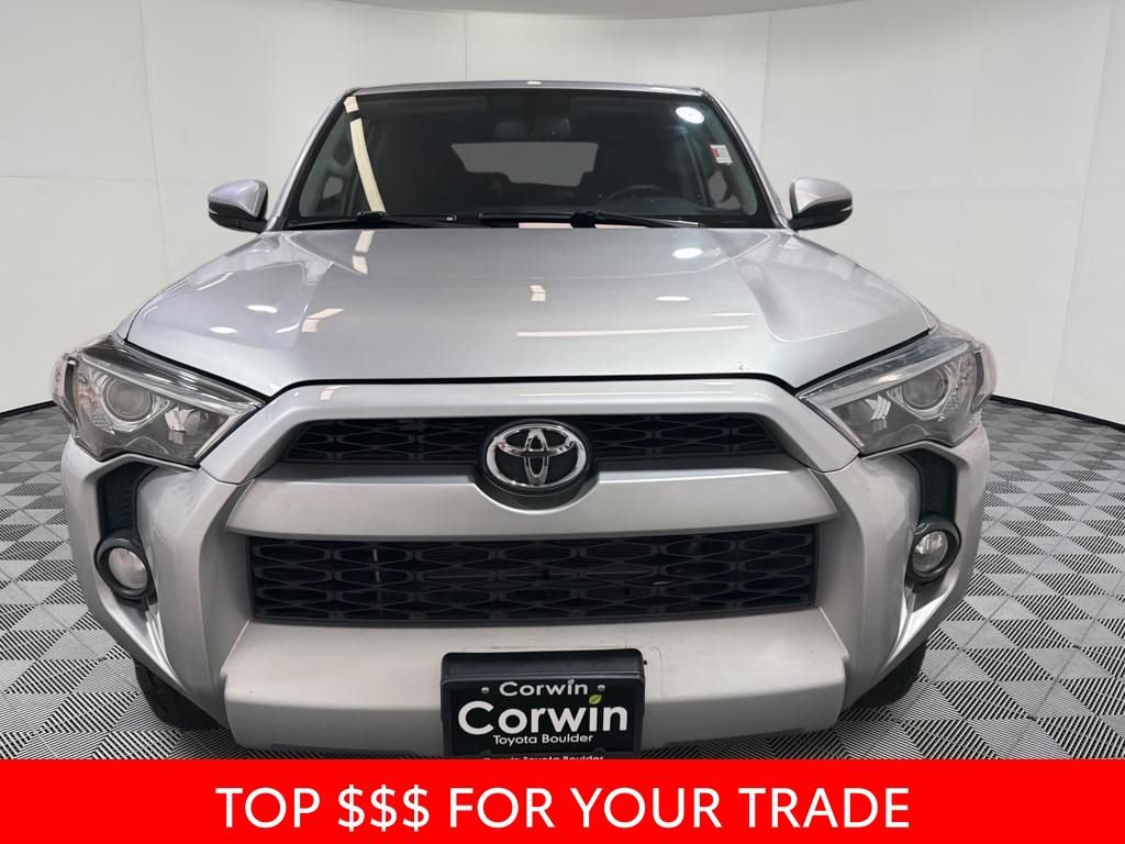 Used 2018 Toyota 4Runner SR5 Premium AWD/4WD image 2