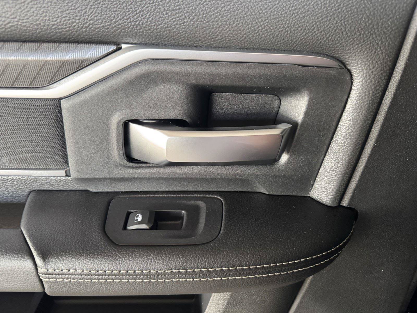 New 2026 RAM 3500 Lone Star AWD/4WD image 32