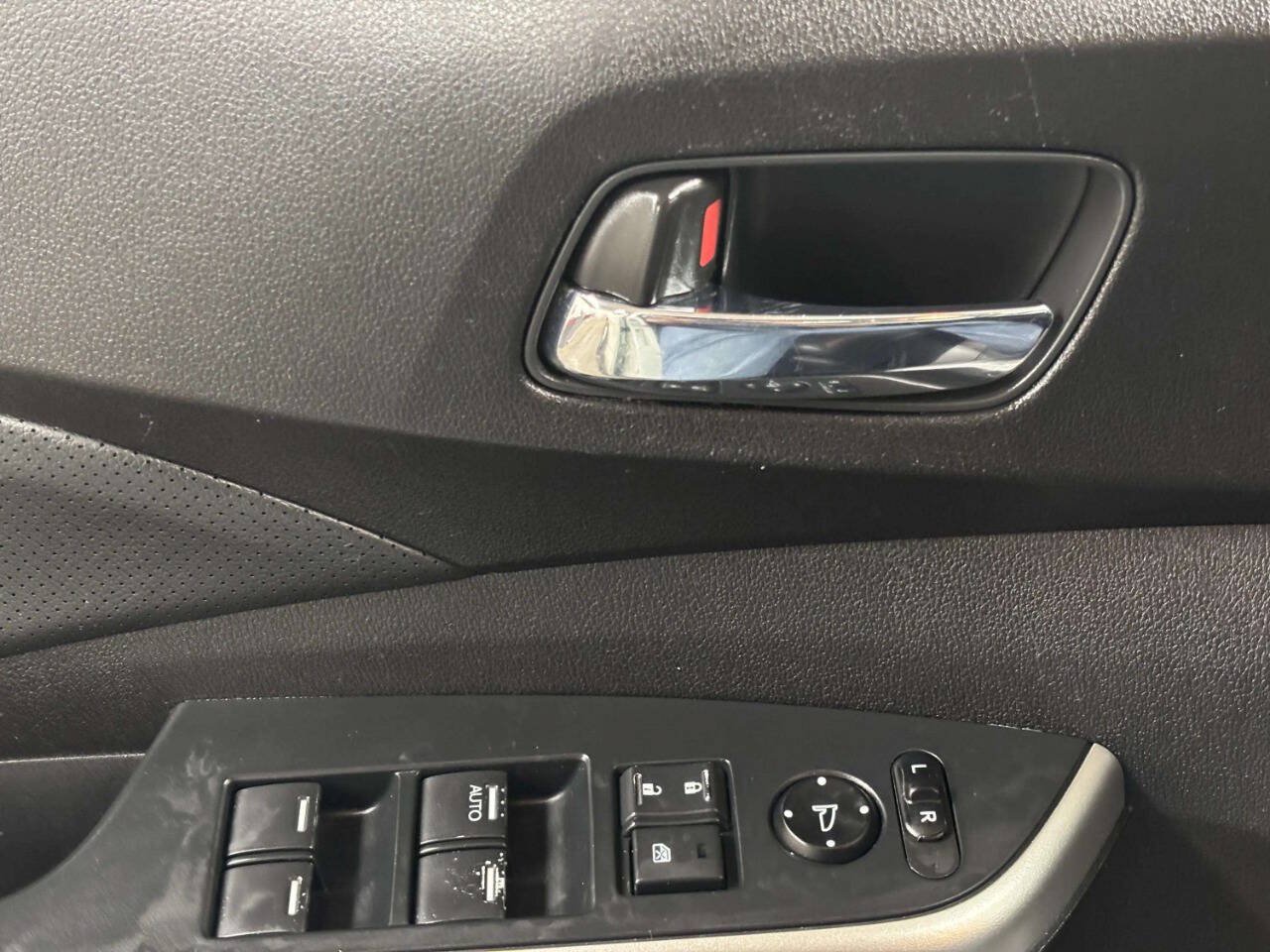Used 2015 Honda CR-V EX-L image 28