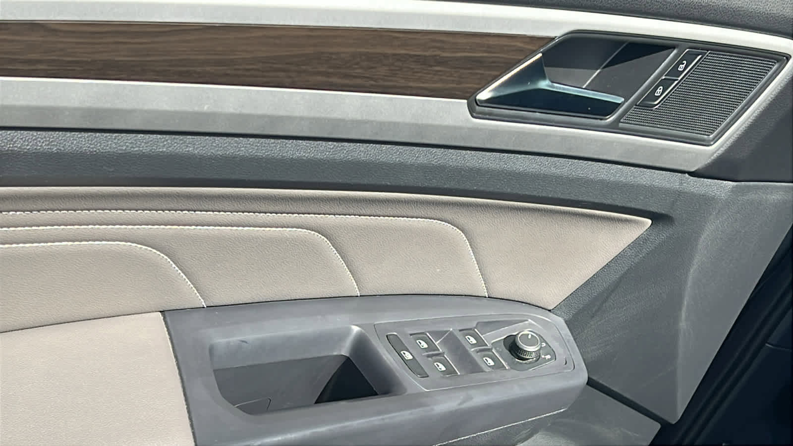 Certified 2021 Volkswagen Atlas SE image 22