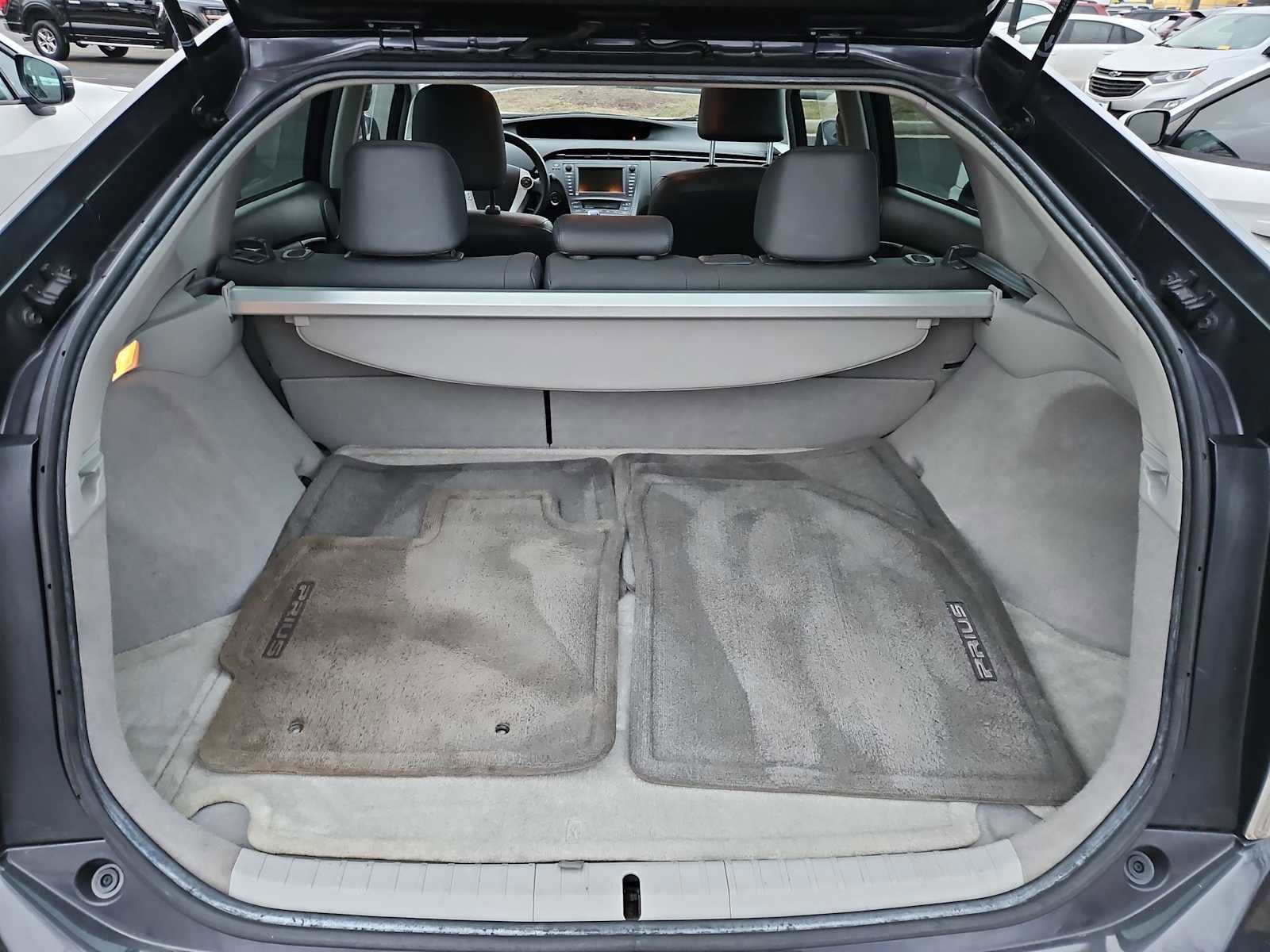 Used 2010 Toyota Prius Five image 32