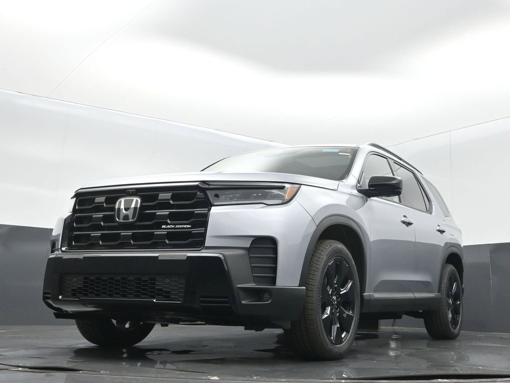 New 2026 Honda Pilot Black Edition image 8