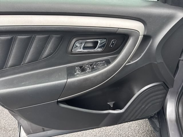 Used 2013 Ford Taurus SEL FWD image 15