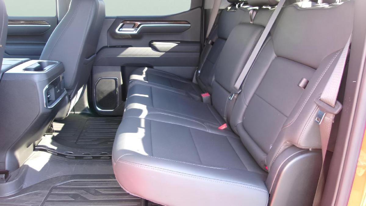 Used 2025 GMC Sierra 1500 Elevation w/ Elevation Premium Package image 10