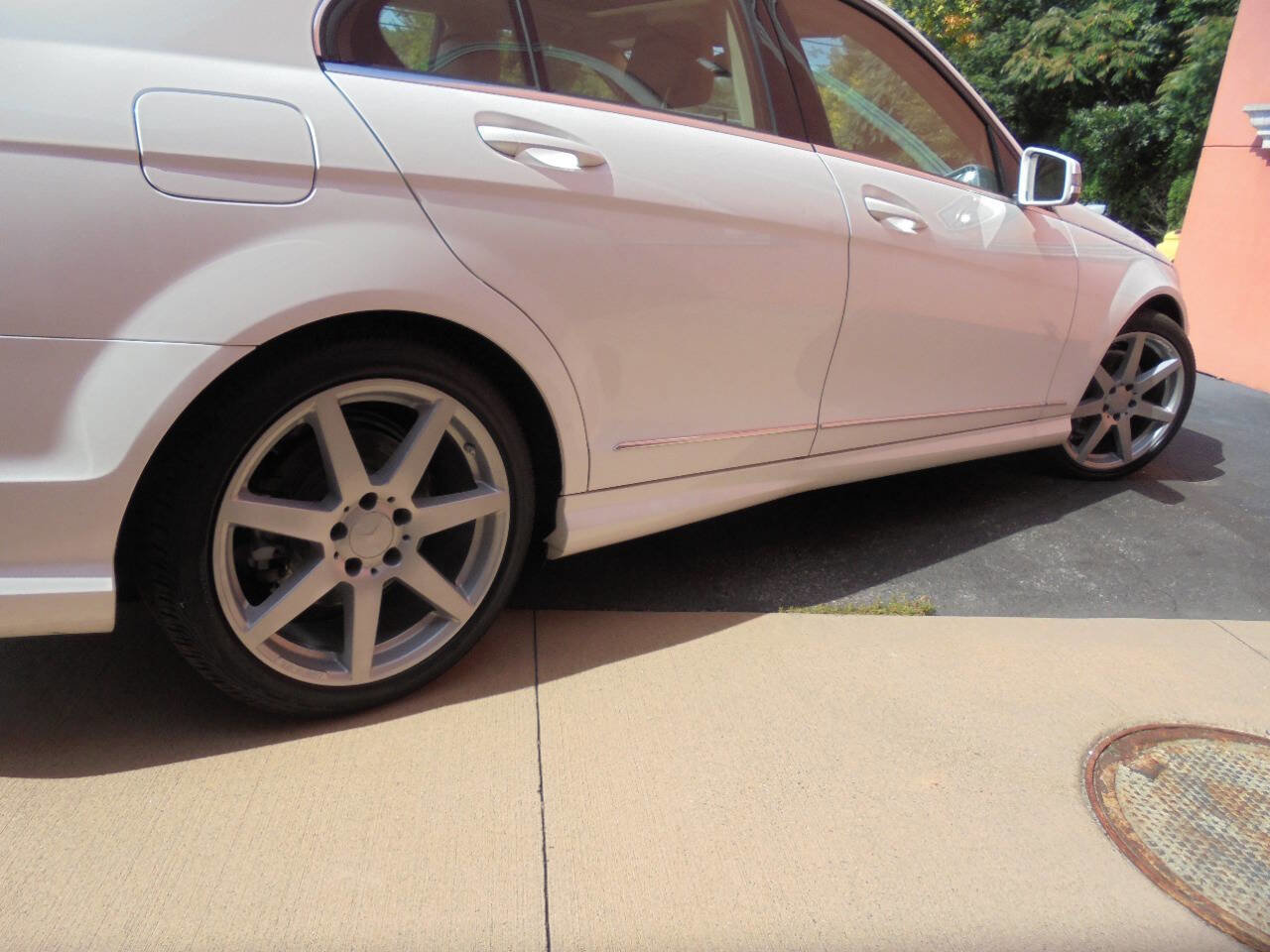 Used 2014 Mercedes-Benz C 300 C 300 Sport 4MATIC AWD 4dr Sed w/ Premium 1 Package image 28