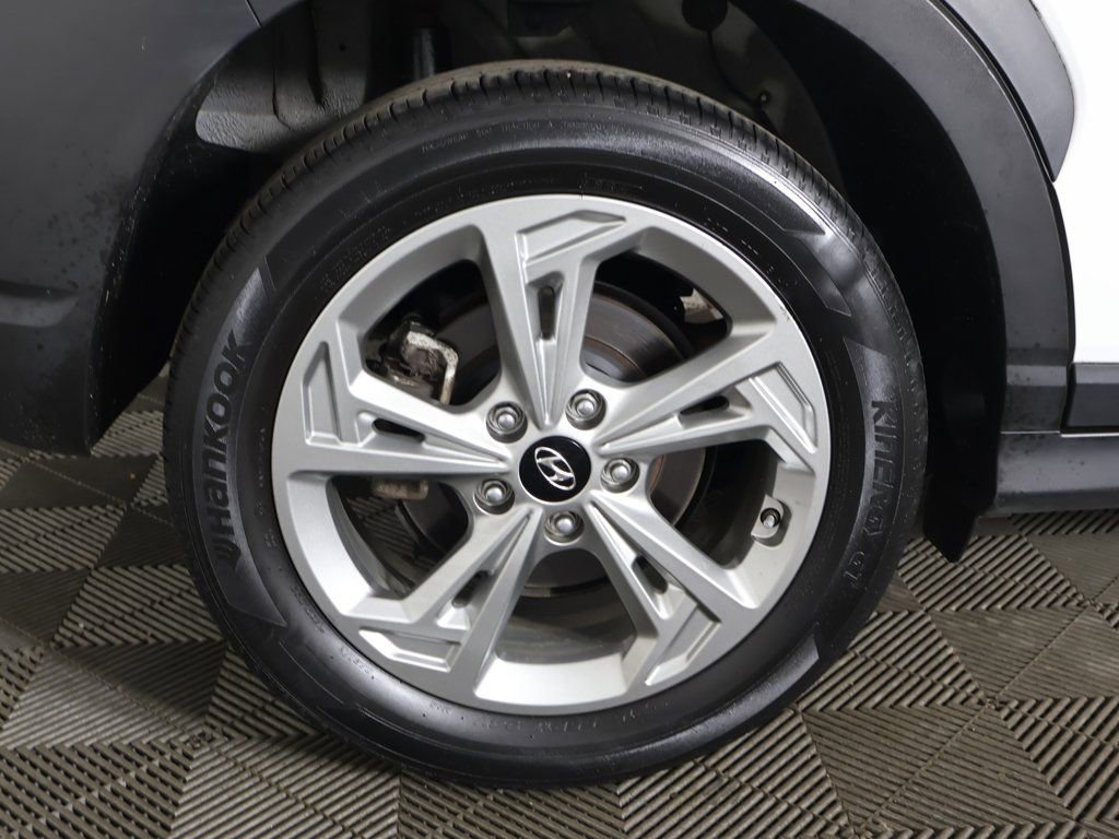 Used 2023 Hyundai Kona SEL image 19