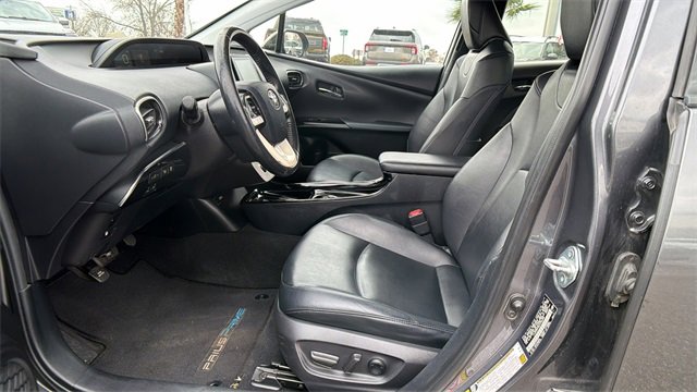 Used 2019 Toyota Prius Prime Advanced image 9