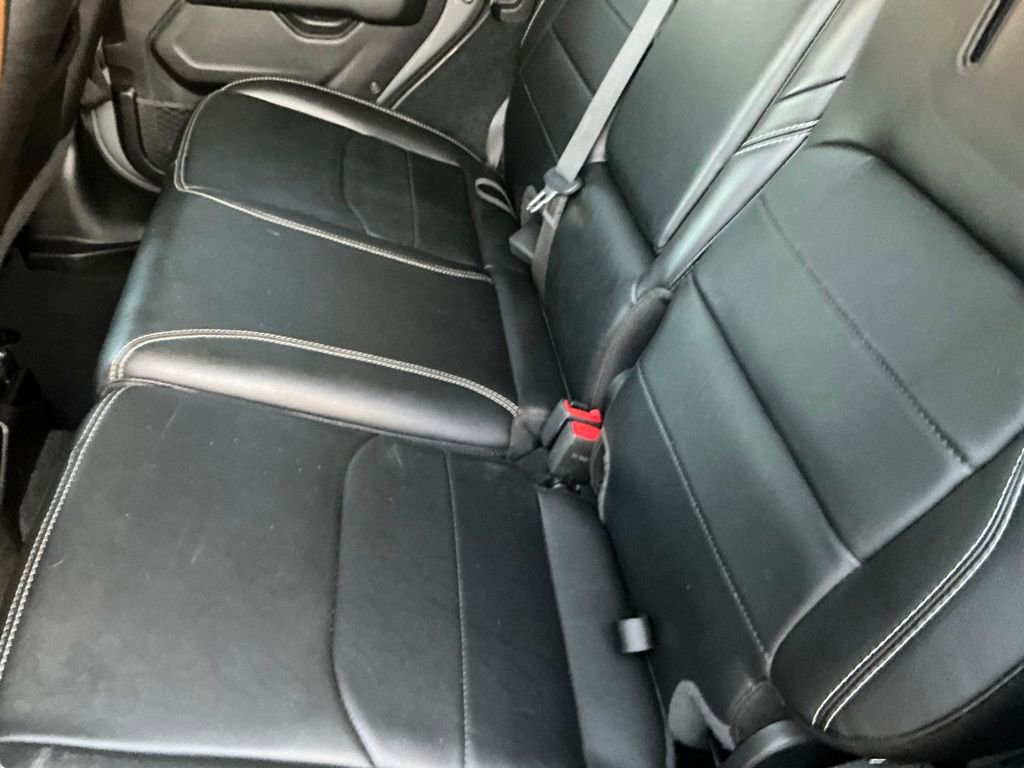 Used 2023 Jeep Wrangler Unlimited Sahara w/ Cold Weather Group image 12