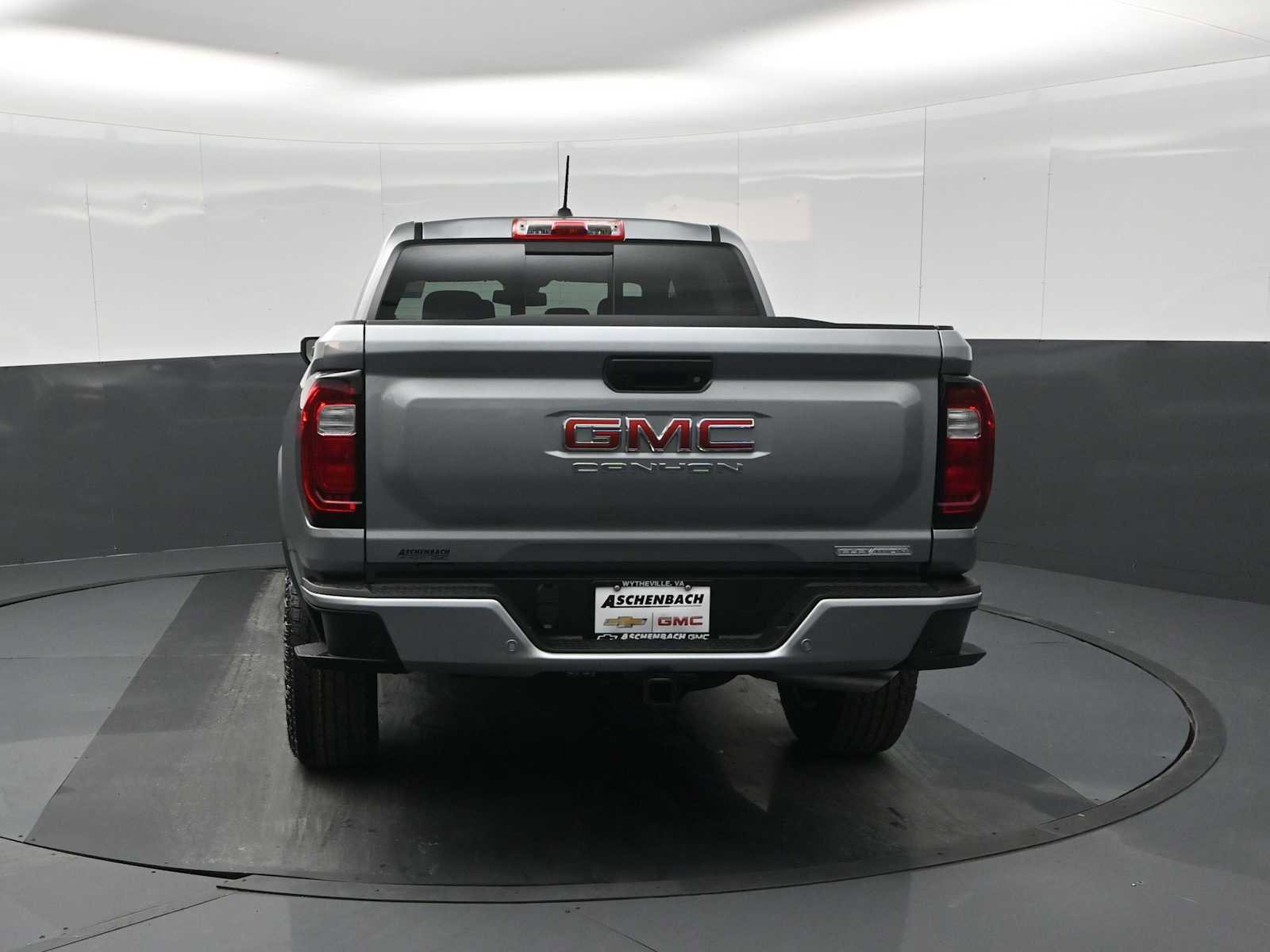 New 2026 GMC Canyon Elevation w/ Convenience Package image 8
