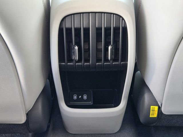 Certified 2025 Hyundai Kona Limited image 31