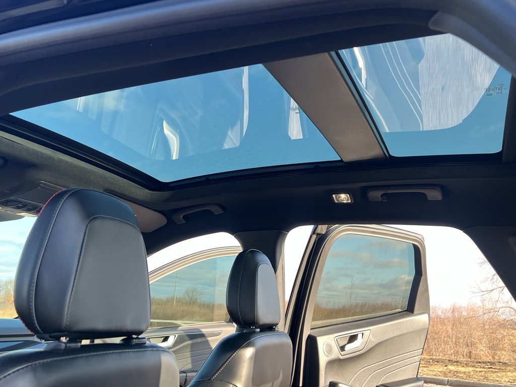 Used 2023 Ford Escape ST-Line Select w/ Tech Pack #2 image 39