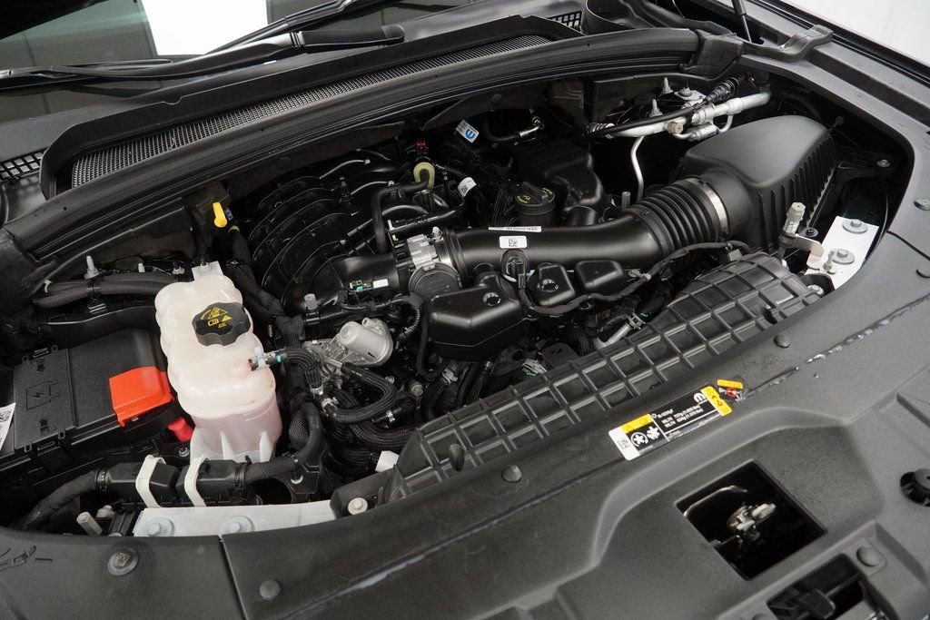 Certified 2023 Jeep Grand Cherokee Altitude image 46