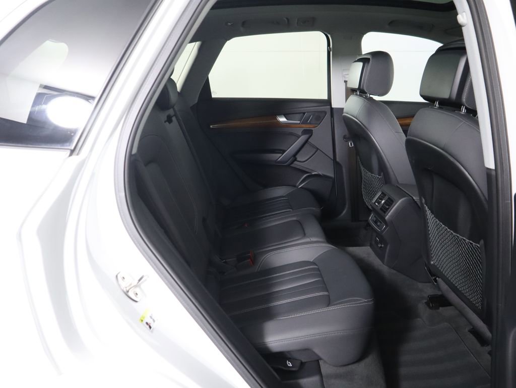 Used 2021 Audi Q5 e Premium image 22