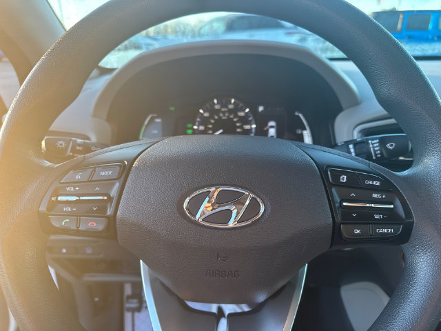 Used 2017 Hyundai Ioniq Blue FWD image 16