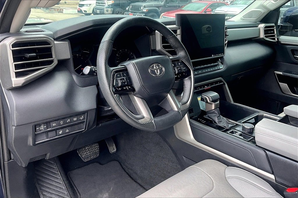 Used 2023 Toyota Tundra Limited image 14