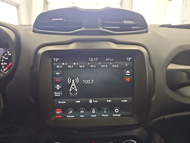 Used 2023 Jeep Renegade Latitude AWD/4WD image 18