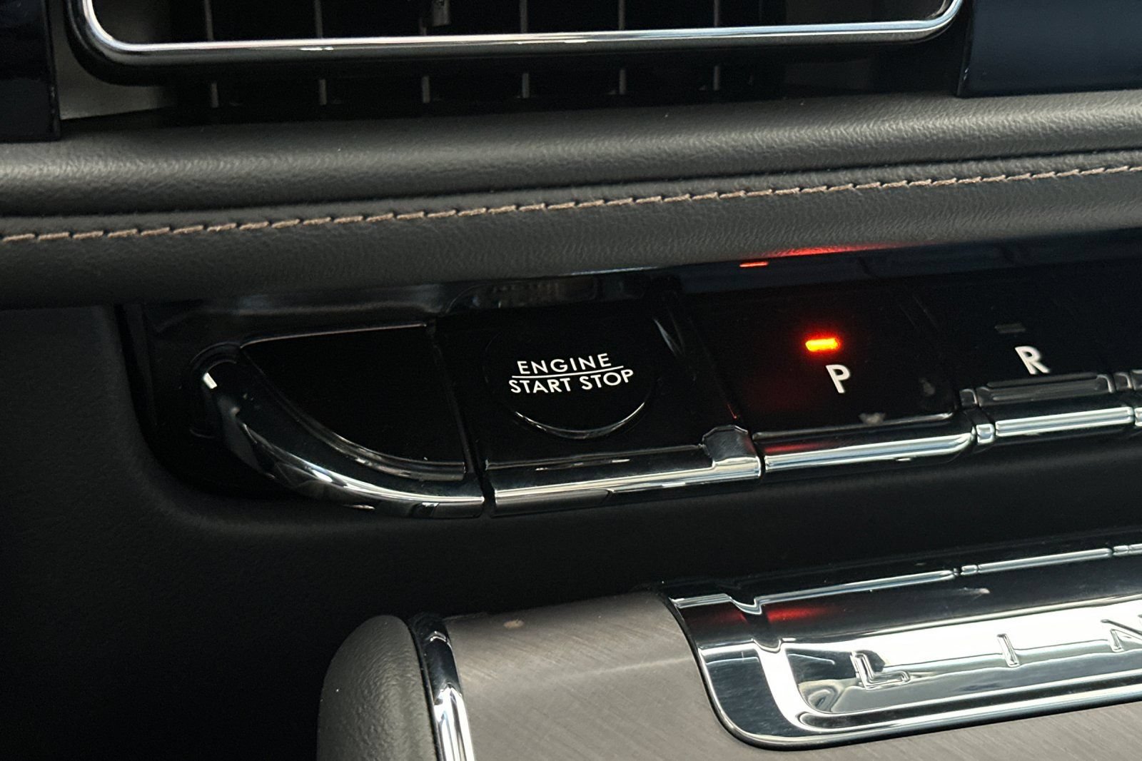 New 2026 Lincoln Aviator 2WD image 23
