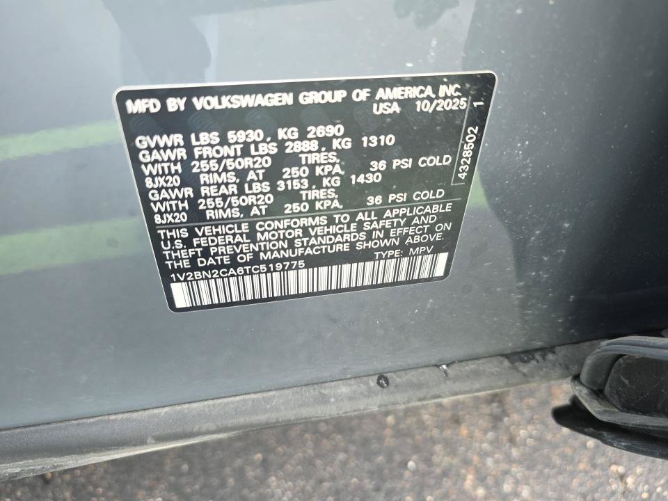 Used 2026 Volkswagen Atlas SEL AWD/4WD image 15