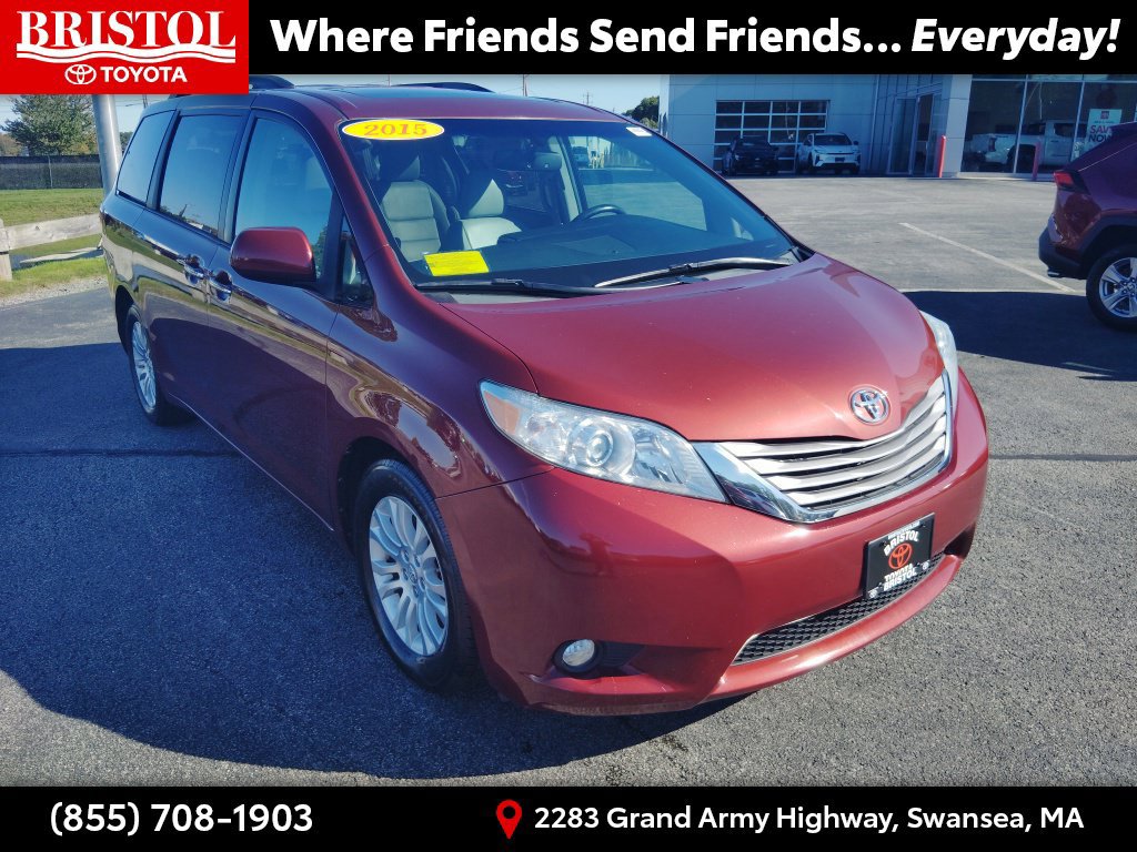 Used 2015 Toyota Sienna XLE FWD image 1