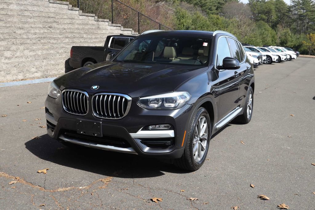 Used 2019 BMW X3 xDrive30i w/ Driving Assistance Package image 11