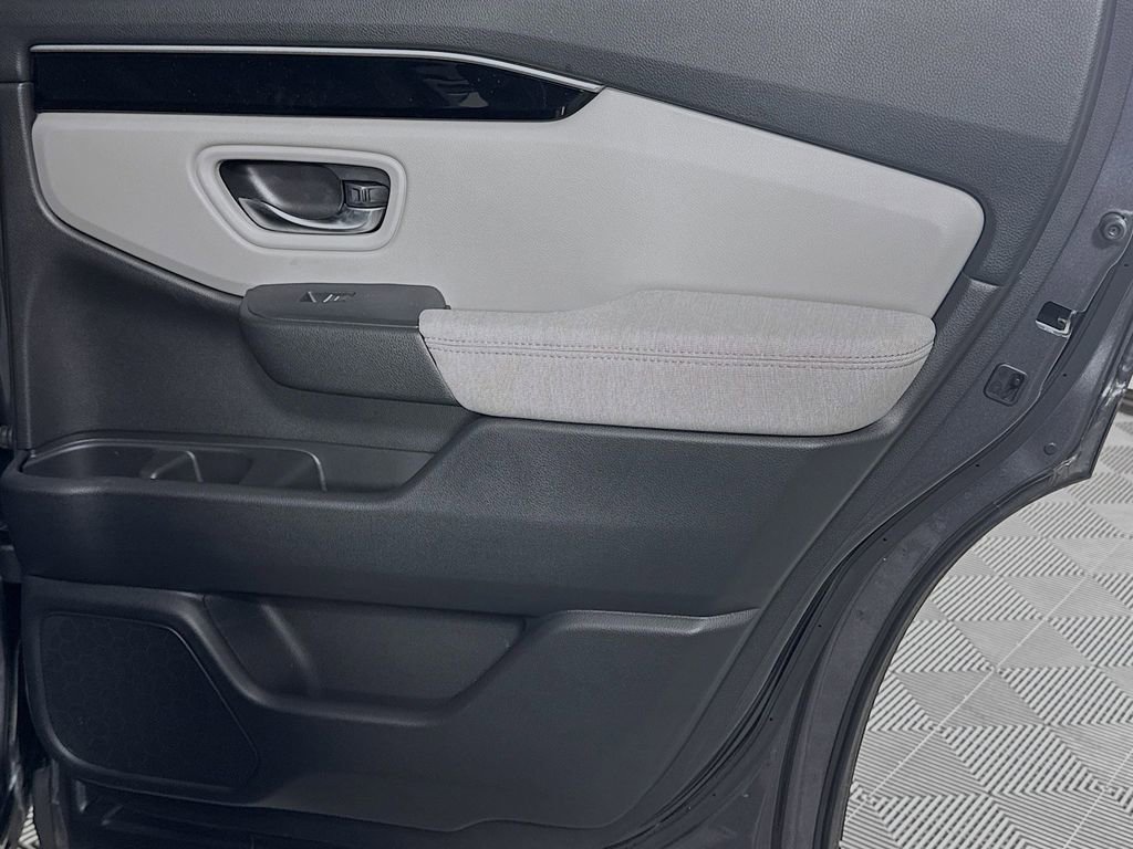 Certified 2023 Honda Pilot LX image 27