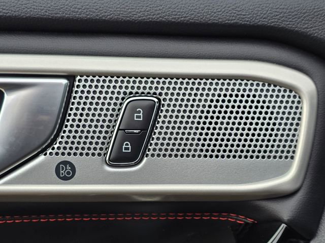 Certified 2023 Ford Explorer ST-Line image 7