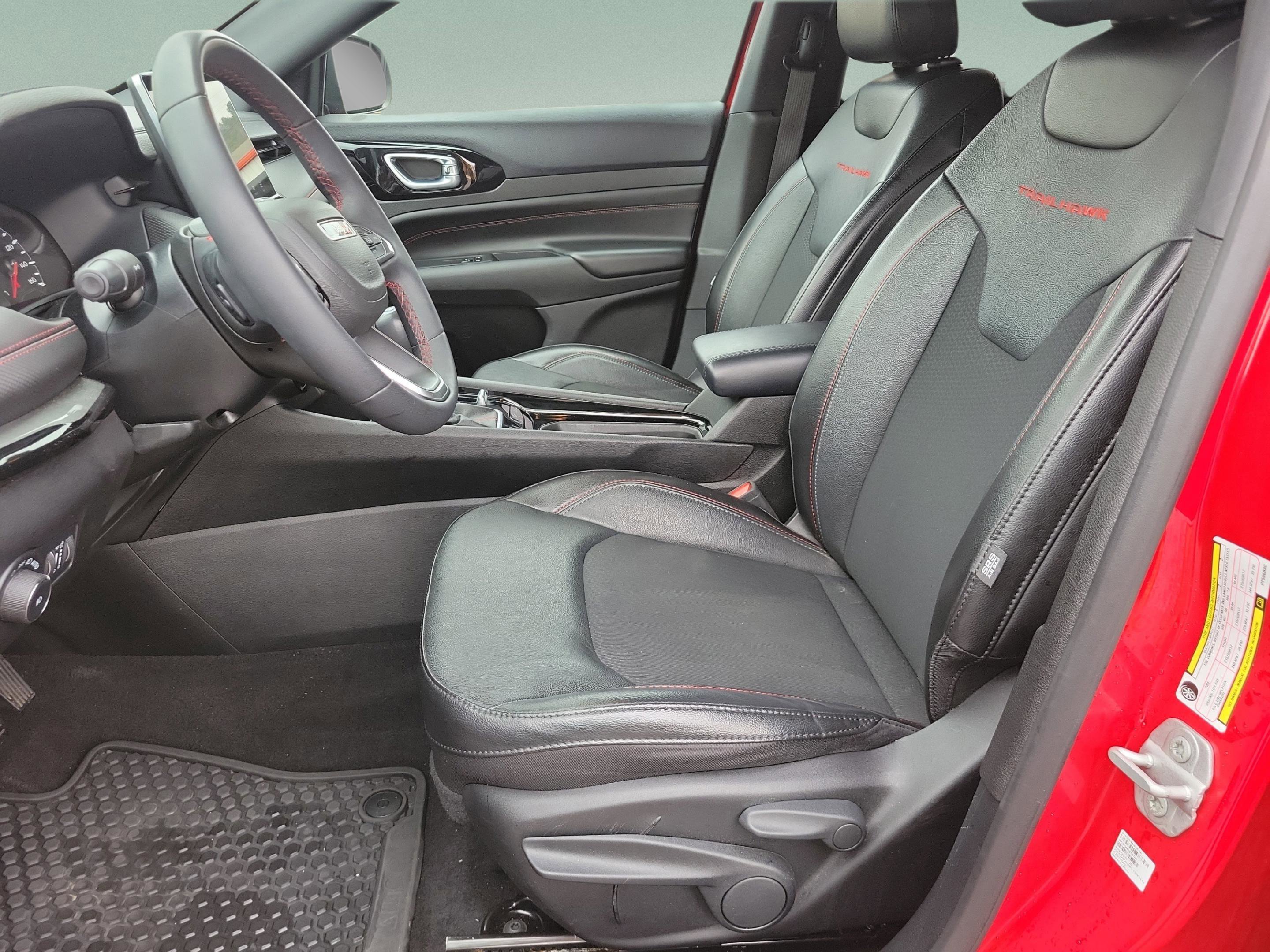 Used 2023 Jeep Compass Trailhawk image 15