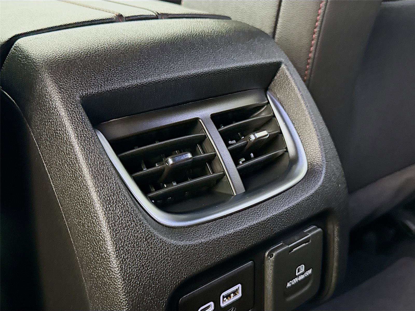 Used 2022 Chevrolet Blazer RS image 25