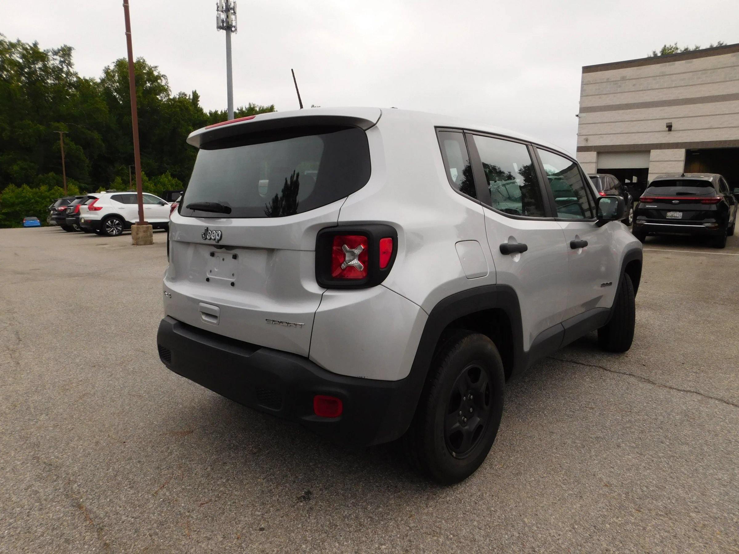 Used 2021 Jeep Renegade Sport AWD/4WD image 5