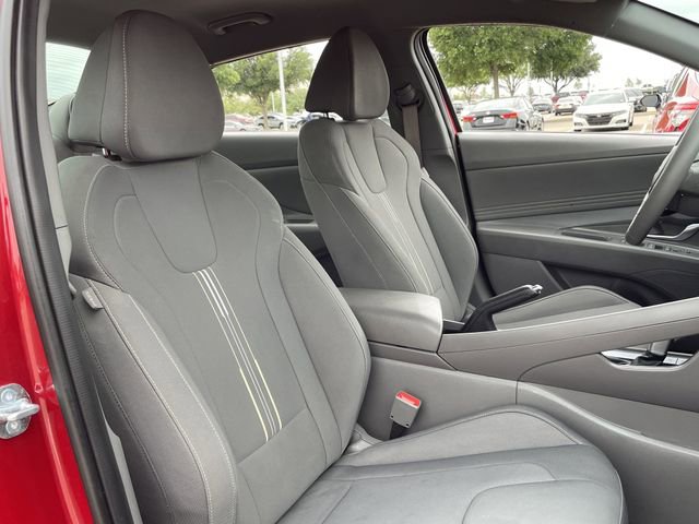 Used 2026 Hyundai Elantra Sport FWD image 25