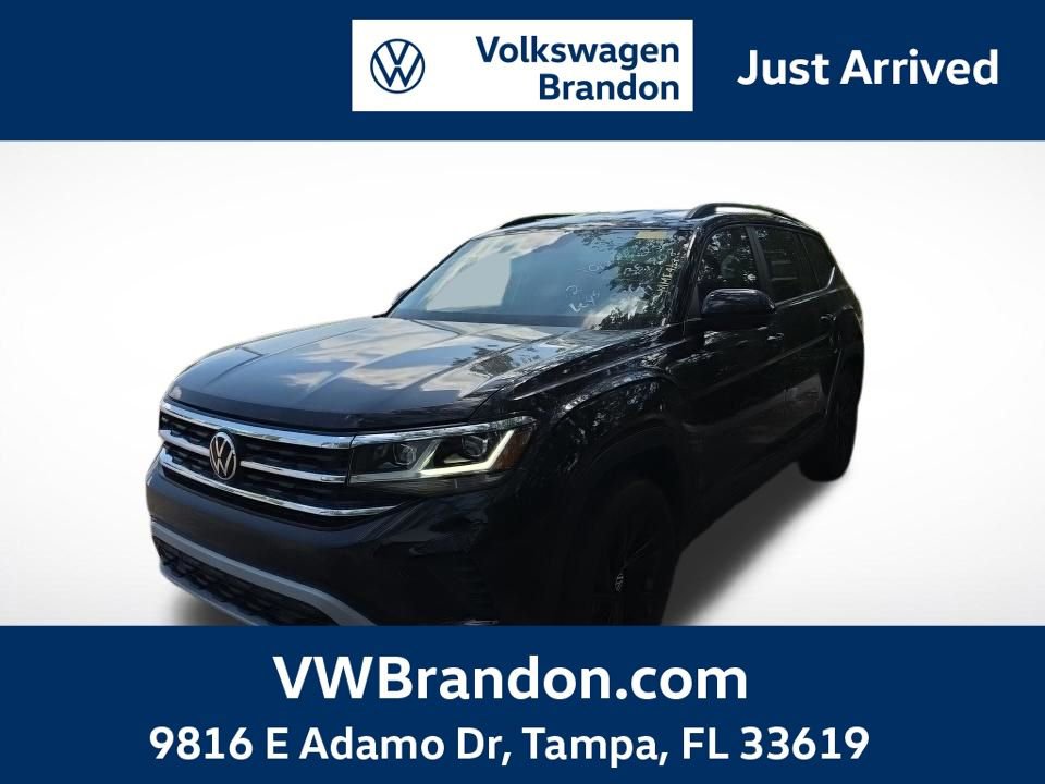 Used 2023 Volkswagen Atlas SE w/ Black Wheel Package