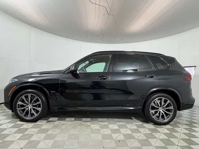 Used 2025 BMW X5 M60i AWD/4WD image 4
