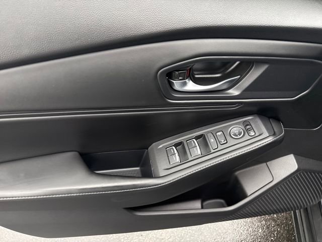 Used 2023 Honda Accord Sport image 9