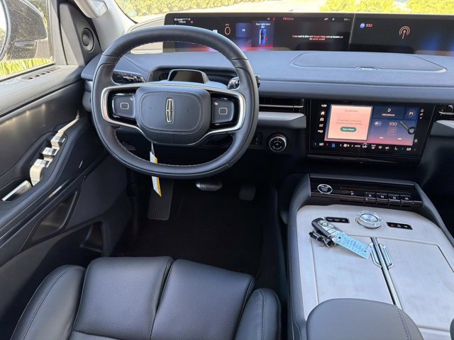 New 2026 Lincoln Navigator L Premier image 26