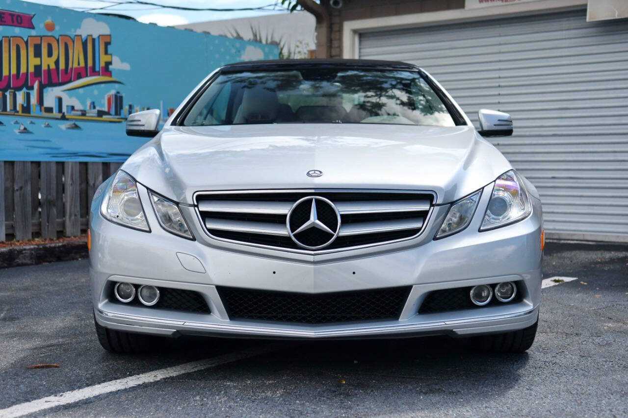 Used 2011 Mercedes-Benz E 350 Cabriolet image 4