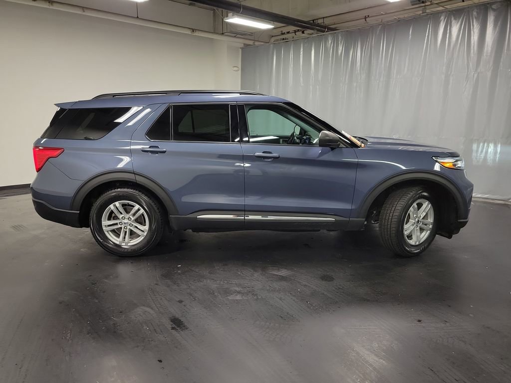 Used 2021 Ford Explorer XLT image 10