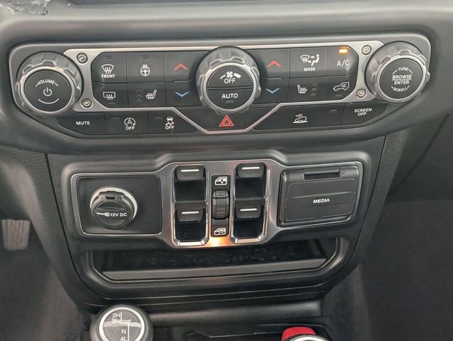 Used 2023 Jeep Wrangler Sahara w/ LED Lighting Group AWD/4WD image 21