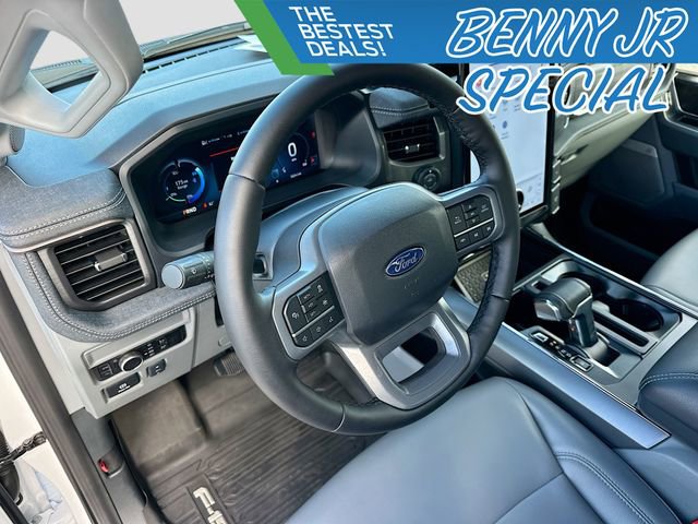 Used 2025 Ford F150 Lightning Flash image 9