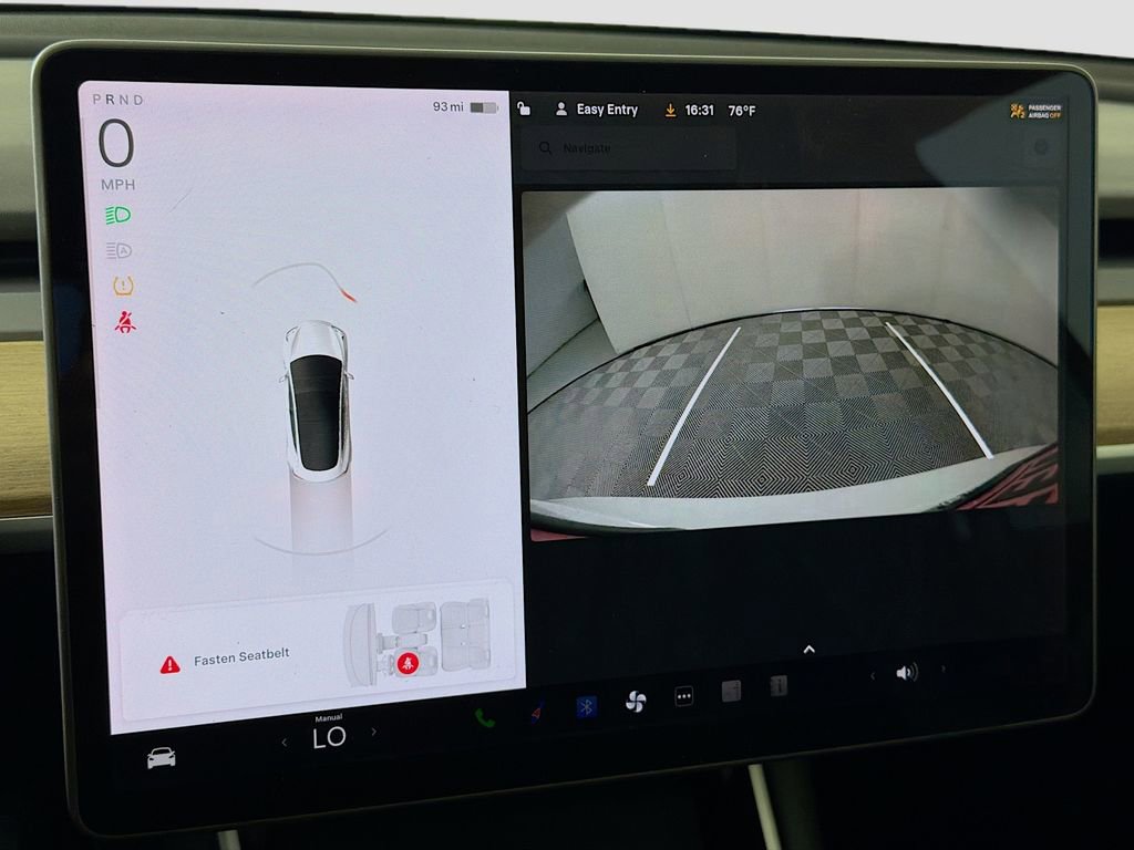 Used 2020 Tesla Model 3 Standard Range RWD image 19