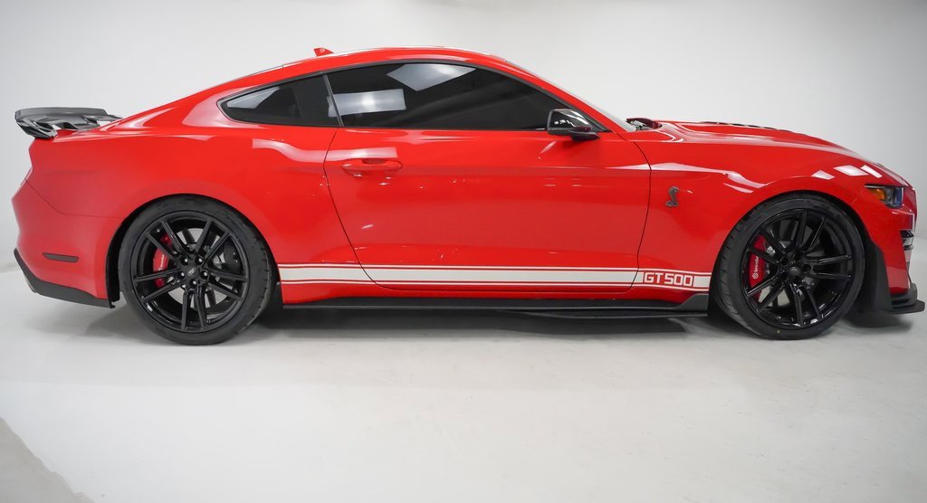 Used 2021 Ford Mustang Shelby GT500 w/ Technology Package image 9