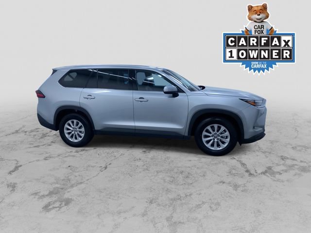 Used 2025 Toyota Grand Highlander AWD image 2