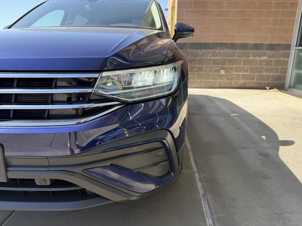 Used 2022 Volkswagen Tiguan SE FWD image 11