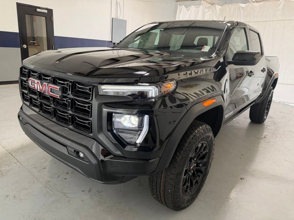 New 2026 GMC Canyon Elevation w/ Convenience Package RWD image 33