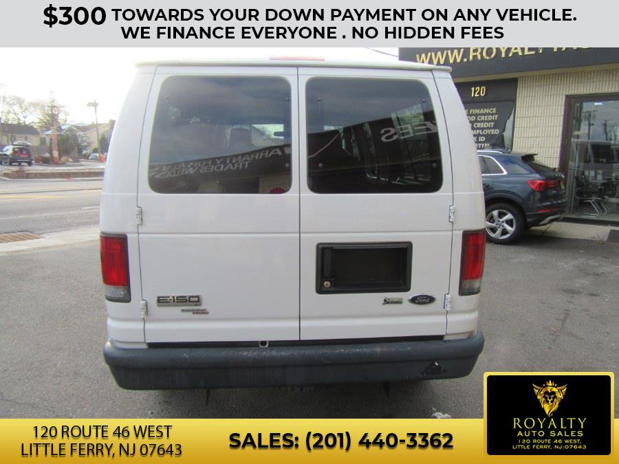 Used 2011 Ford E-150 and Econoline 150 E-150 XLT image 10