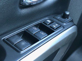 Used 2023 Nissan Titan SV w/ SV Convenience Package image 24