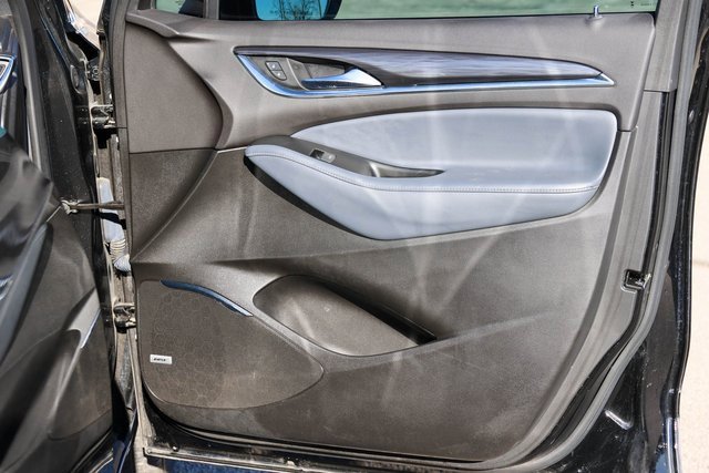 Used 2024 Buick Enclave Premium image 16