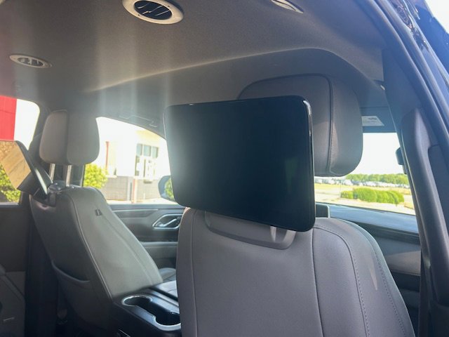 Used 2021 GMC Yukon XL SLT w/ Rear Media and Nav Package RWD image 12